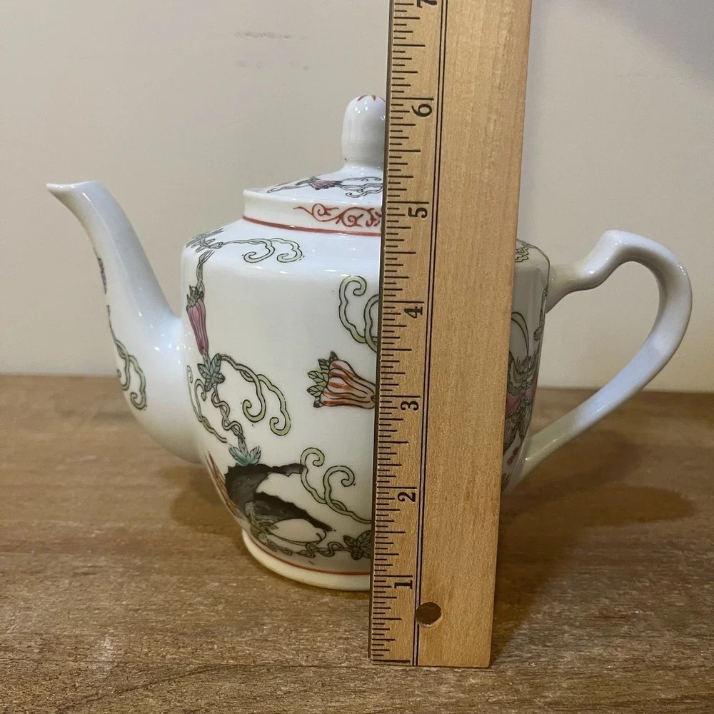 VTG Chinese Jingdezhen Style Porcelain Teapot Butterfly Floral Chinoiserie Asian